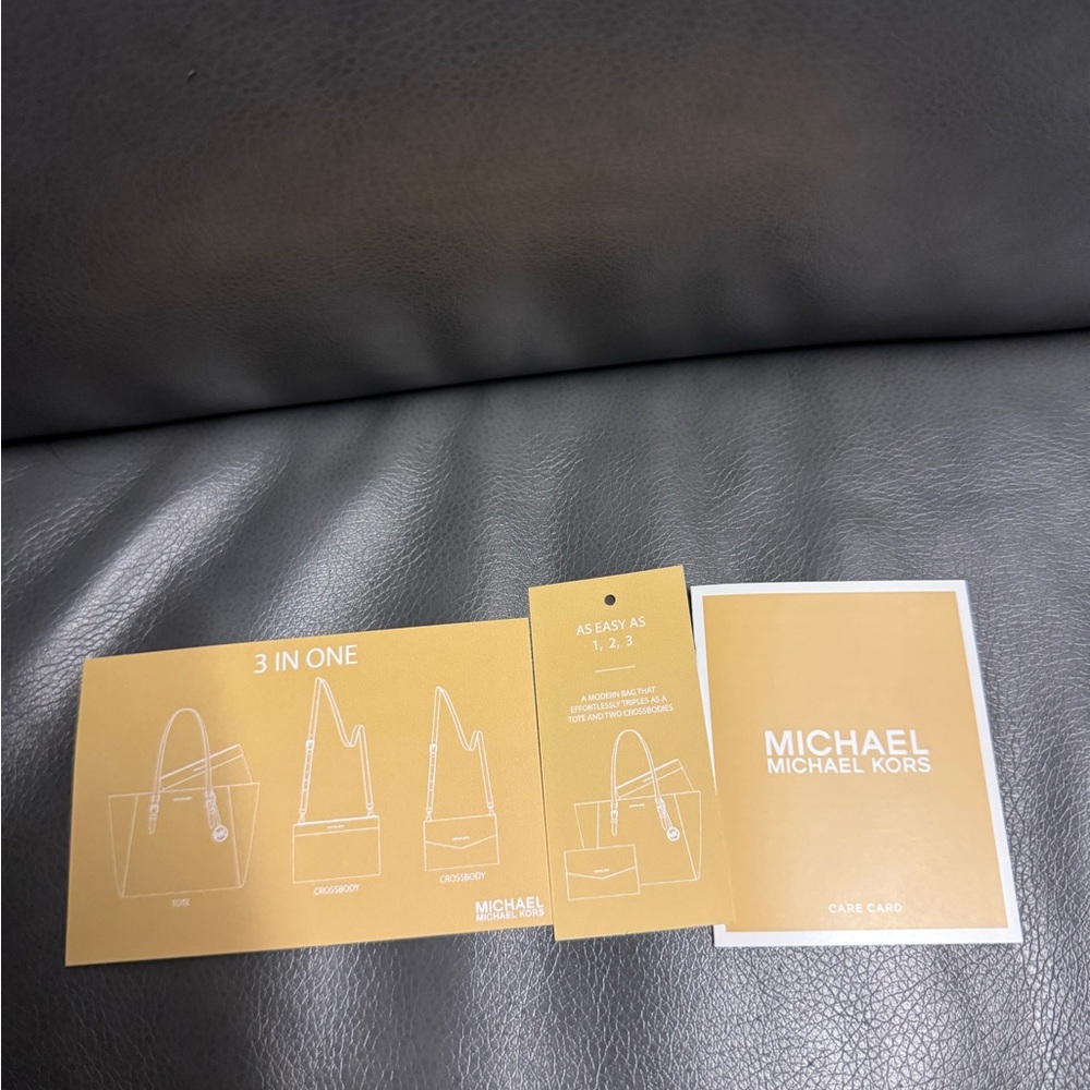Michael Kors Pink Women's Bag Set - Picture 8 of 9